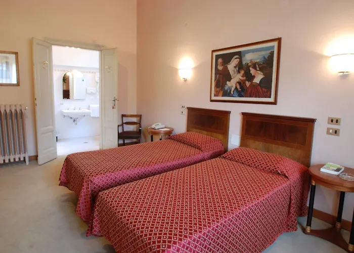 Palace Centro 3*