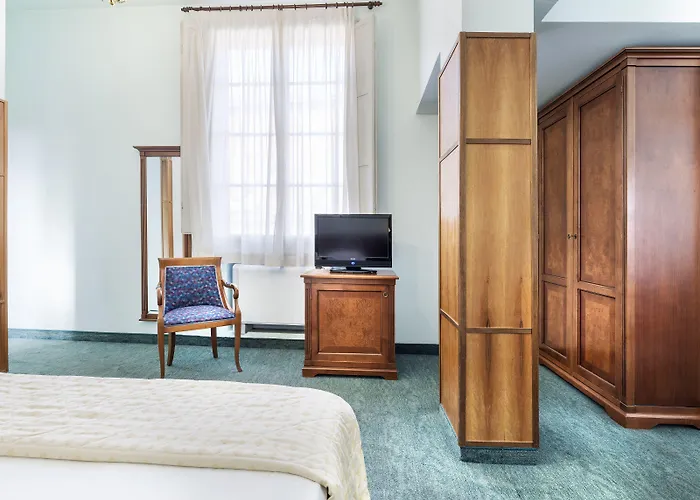 Palace Centro 3*