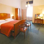 Palace Centro 3*