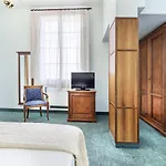 Palace Centro 3*