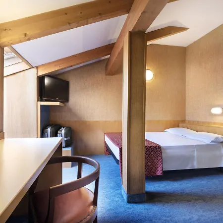 Hotel Palace Centro 3*