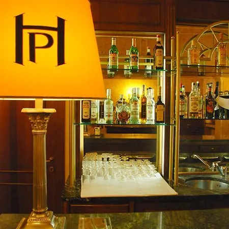 Palace Centro 3*