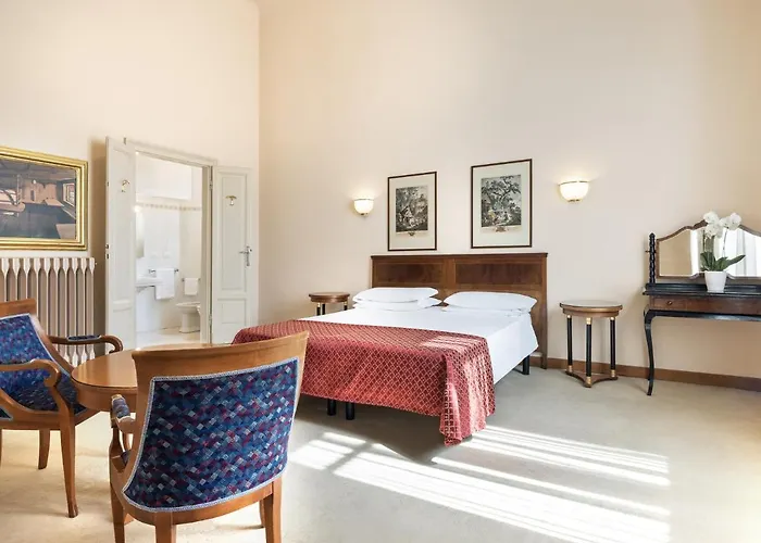 Palace Centro 3*